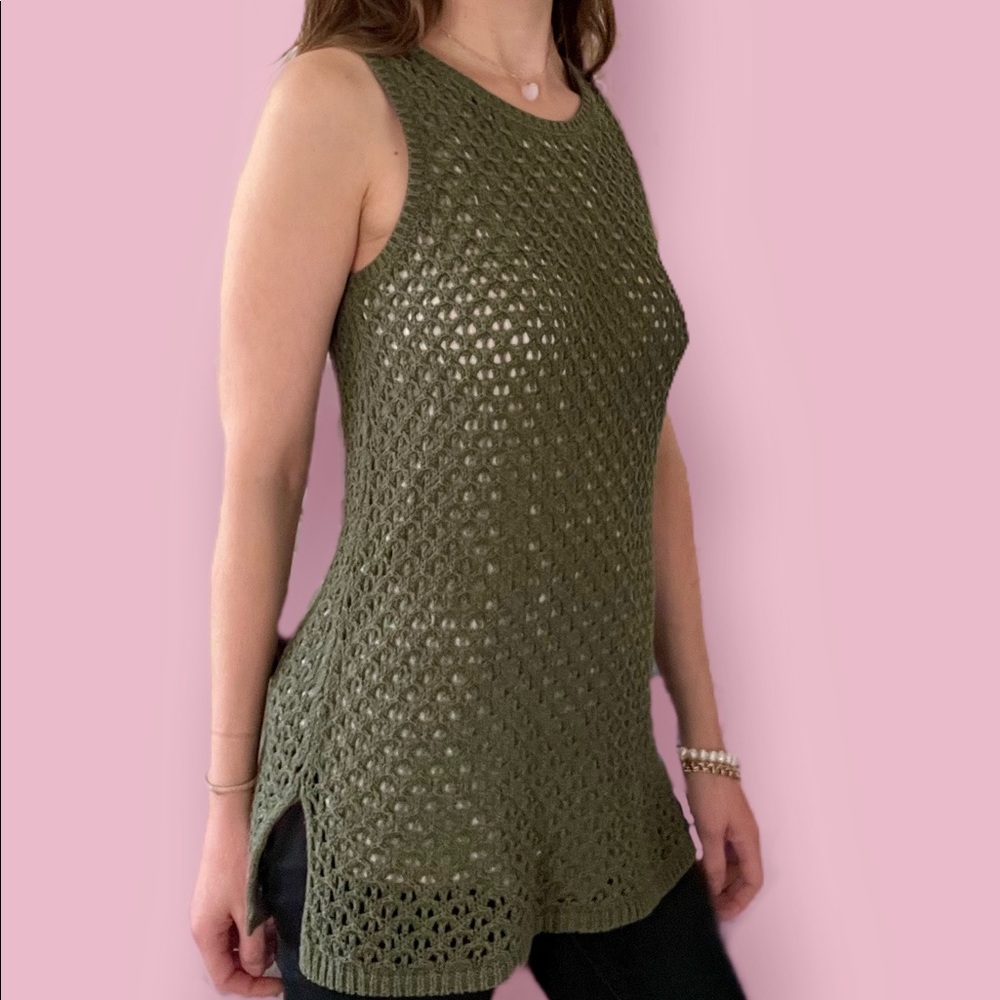 Knit White House Black Market Tunic